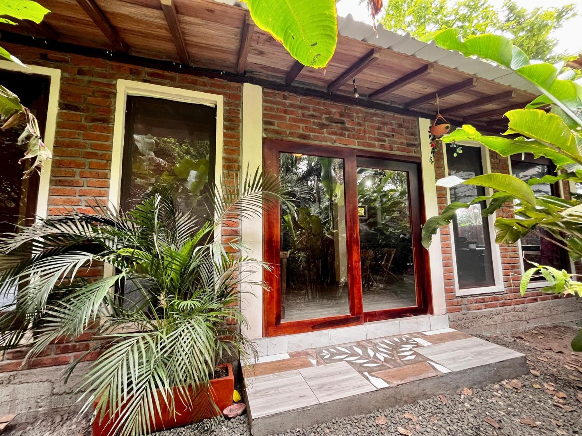 Itchimbia Garden Ayampe Montana Y Mar Βίλα Εξωτερικό φωτογραφία